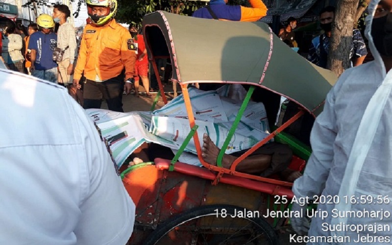 Sempat Dikira Tidur, Tukang Becak di Pasar Gede Solo Meninggal