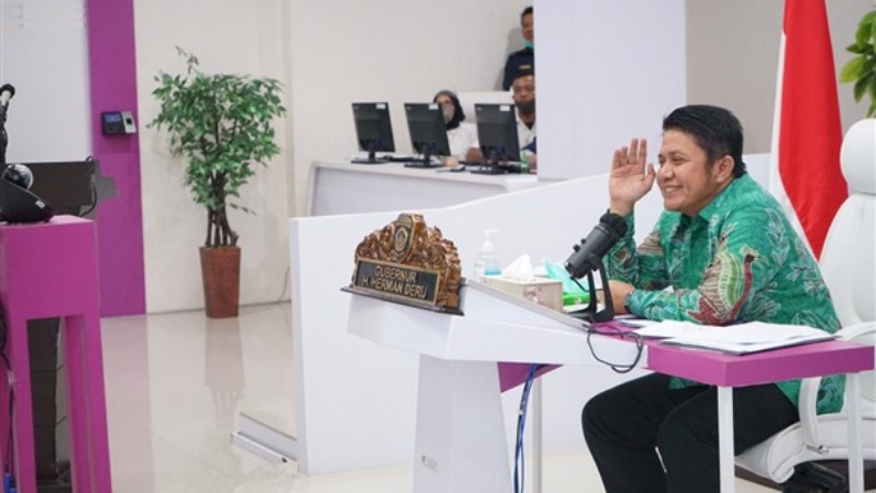 Sindo Nobatkan Herman Deru sebagai Gubernur Inovatif 2020