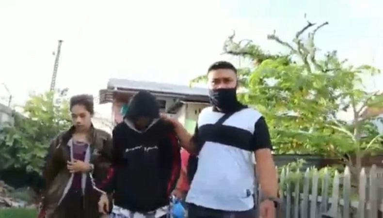 Pasangan Lesbian di Padang Digerebek saat Pesta Sabu di Kos, Alat Isap Berserakan