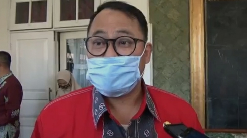 title Sekda Bondowoso Dinonaktifkan terkait Pelanggaran Kode Etik Sekda Bondowoso Dinonaktifkan terkait Pelanggaran Kode Etik