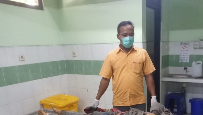 title Tragis, Warga Gresik Tewas Tersengat Listrik Jebakan Tikus di Kebun Jagung Tragis, Warga Gresik Tewas Tersengat Listrik Jebakan Tikus di Kebun Jagung