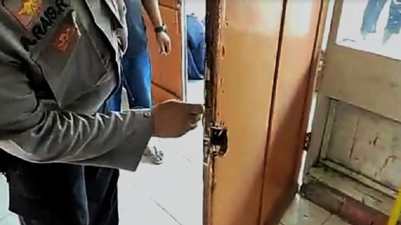 Maling di Makassar Bobol Sekolah saat Azan Subuh, Komputer Kepsek Raib