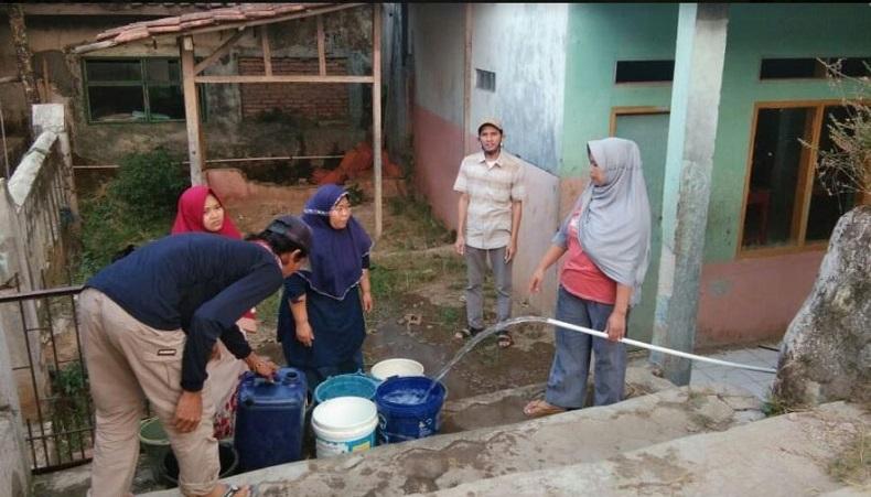 500 KK di Bandung Barat Terpaksa Beli Air Bersih akibat Dampak Musim Kemarau