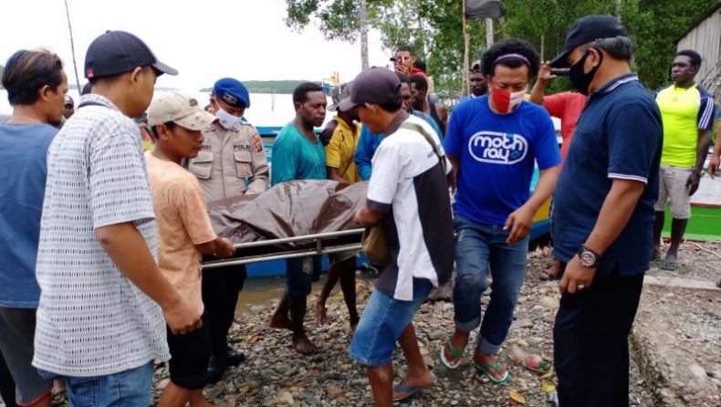 Kandas Diterjang Ombak, Perahu di Mimika Tenggelam dan Tewaskan 1 Penumpang