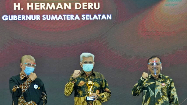 Gubernur Sumsel Herman Deru Terpilih sebagai Top Pembina BUMD Awards 2020