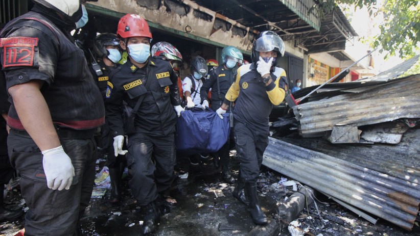 Toko Elektronik Terbakar di Surabaya, 5 Orang Tewas - Bagian 2