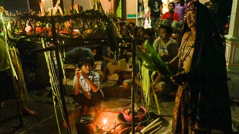 Ritual Belian Bawo Masyarakat Adat Dayak Lawangan  - Bagian 2
