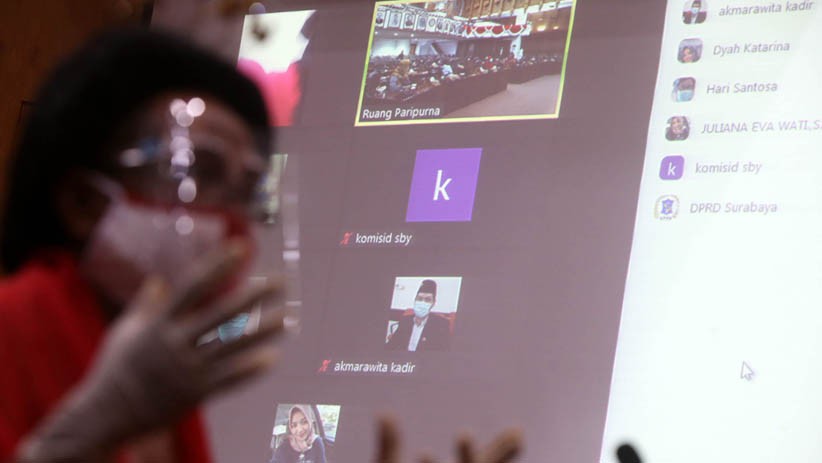 Pakai Kostum Ludruk, Seniman Ini Ajak Wakil Rakyat Lawan Covid-19 - Bagian 5