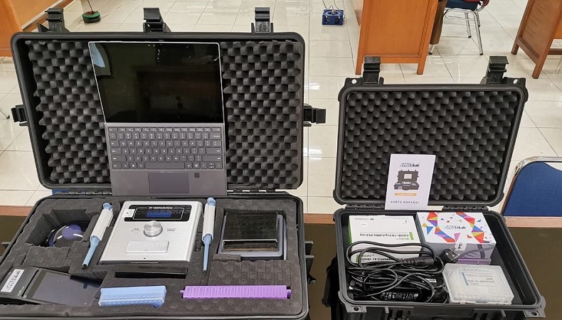 Percepat Tes Swab di Jabar, Ridwan Kamil Bagikan 27 Alat PCR Test Mobile ke 27 Daerah