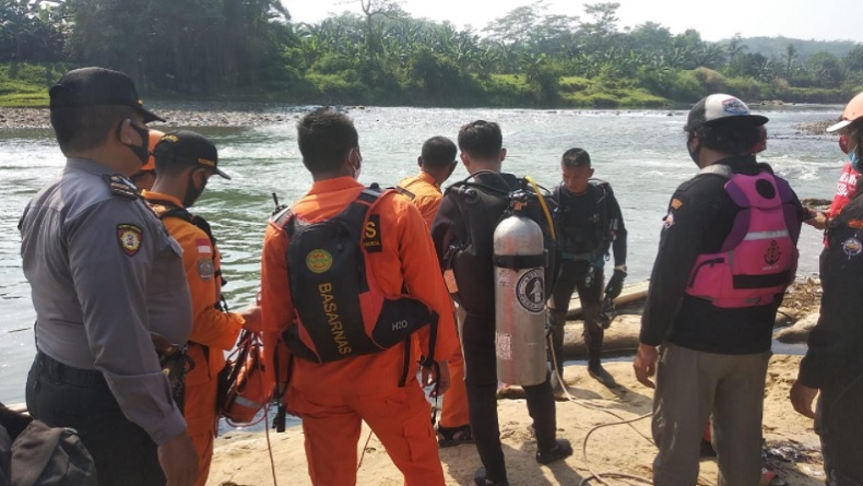 Selfie di Sungai Cisadane, 2 Remaja Bogor Tewas Terseret Arus