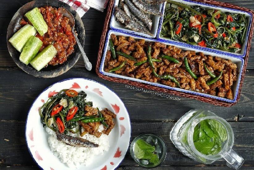 3 Resep Tumis Kangkung Sederhana, Bisa Dimasak Hot Plate dan Pedas