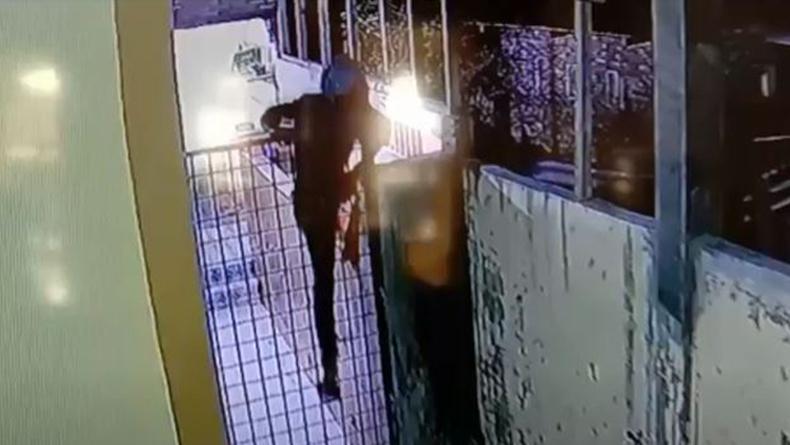 Polisi Tangkap Pencuri Kotak Amal yang Aksinya Terekam CCTV di Tanjungbalai 