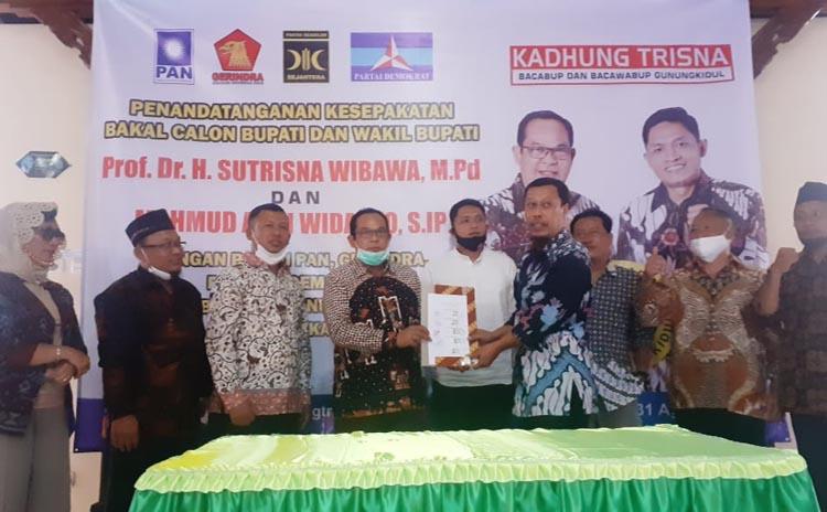 title Pilkada Gunungkidul 2020, 4 Parpol Dukung Sutrisno Wibawa-Mahmud Ardi Widanta Pilkada Gunungkidul 2020, 4 Parpol Dukung Sutrisno Wibawa-Mahmud Ardi Widanta