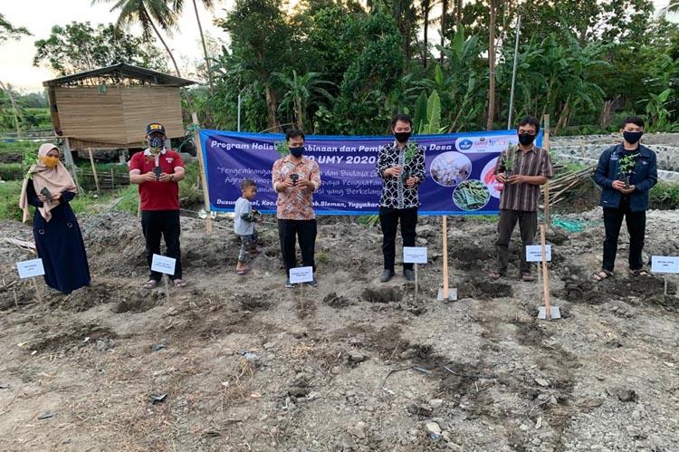  Kembangkan Desa Wisata Gamol, LPTQ UMY Raih Hibah Kemendikbud