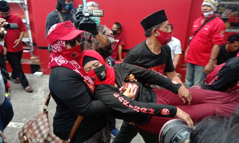 Kecewa Rekom Jatuh Kepada Eri Cahyadi, Pendukung WS: Eri Bukan PDIP