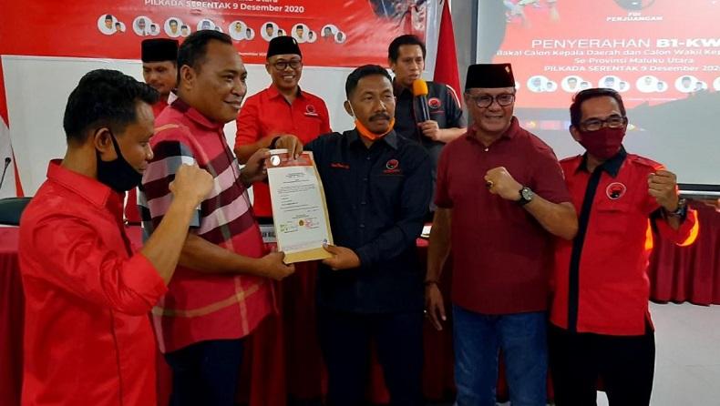 Paslon Bupati Halsel Usman-Basam Kantongi SK Dukungan PDIP
