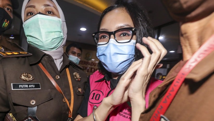 Potret Jaksa Pinangki Pakai Baju Tahanan Kejaksaan Agung - Bagian 3