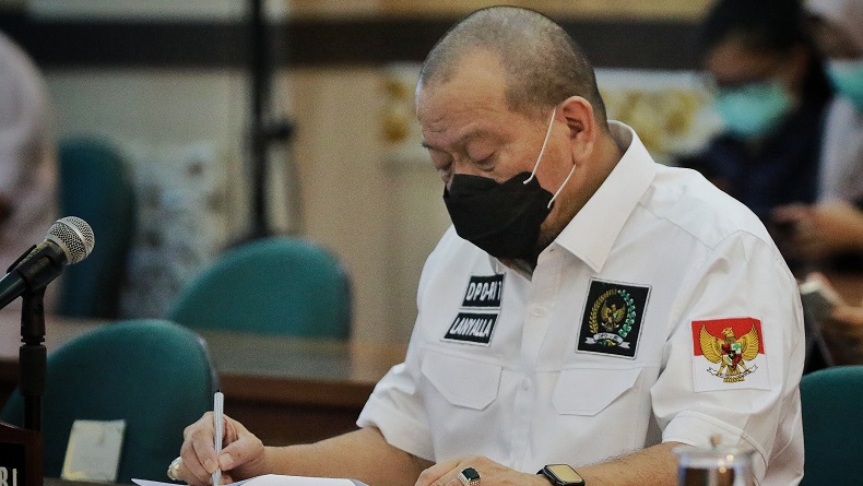 title La Nyalla Perkenalkan Tagline DPD di Pekanbaru La Nyalla Perkenalkan Tagline DPD di Pekanbaru