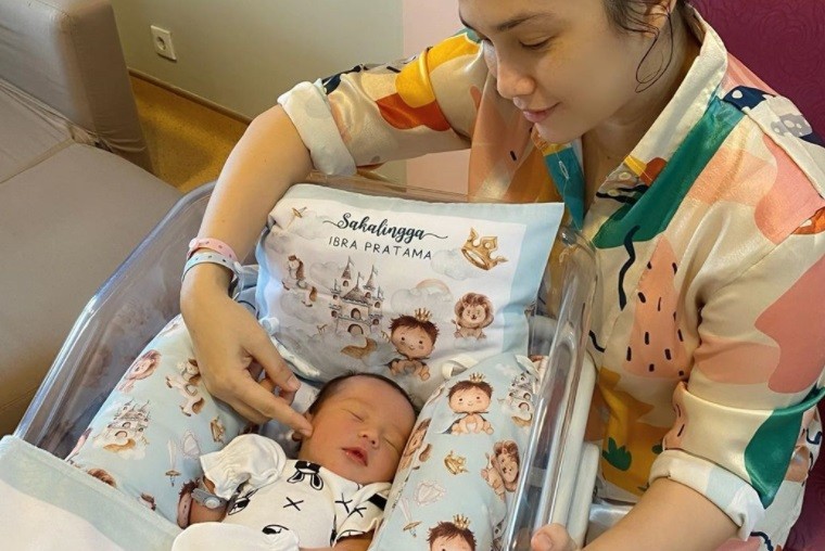 Ussy Dan Andhika Pratama Akhirnya Dikaruniai Anak Laki Laki Intip Arti Nama Baby Sakalingga Kabar Lumajang