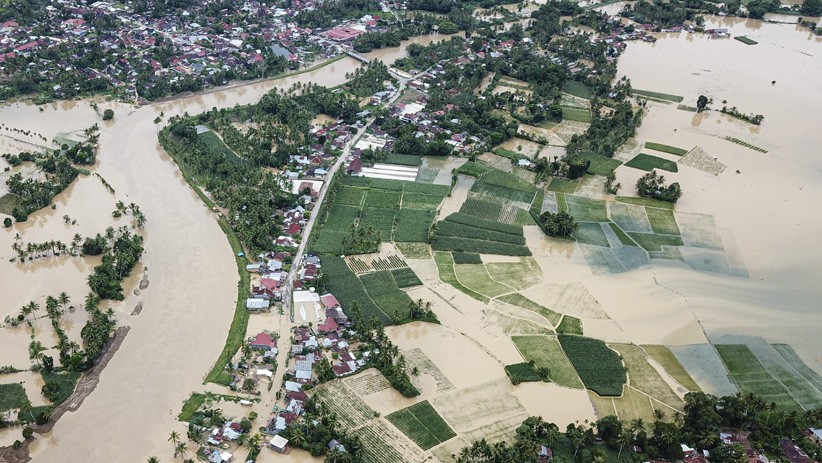 Penampakan dari Udara Banjir Rendam Permukiman dan Sawah di Nagari Taram Sumbar - Bagian 2