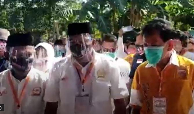 Konvoi ke KPU, Bupati Muna Laode M Rajiun yang Positif Covid-19 Ditegur Mendagri
