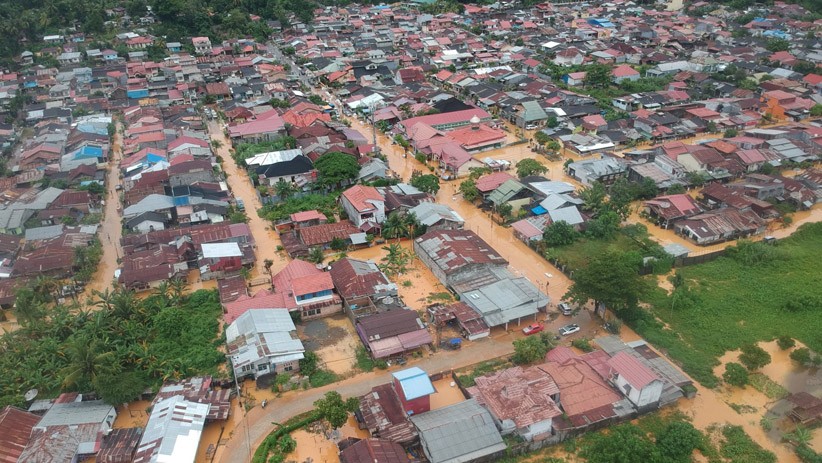 Banjir Rendam Permukiman Warga Jondul Rawang Padang - Bagian 1