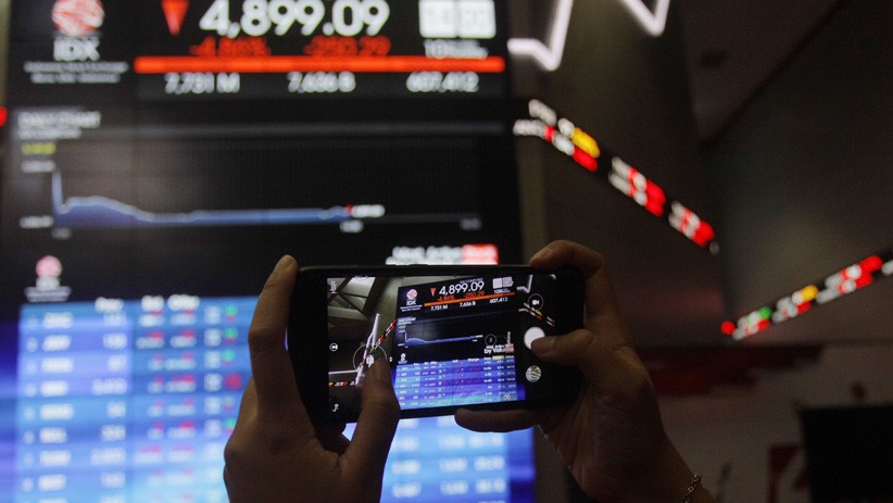 IHSG Turun Tajam, Perdagangan Saham Dibekukan Sementara - Bagian 3