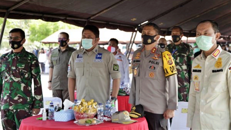 title Gubernur Herman Deru Hadiri Pembagian 34 Juta Masker Serentak di Indonesia Gubernur Herman Deru Hadiri Pembagian 34 Juta Masker Serentak di Indonesia