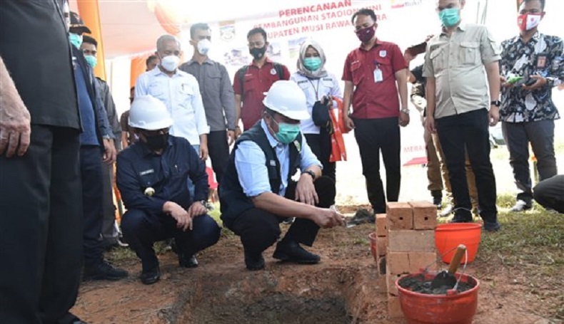 title Penuhi Janjinya, Herman Deru Bangun Stadion Mini Berstandar FIFA di Muratara Penuhi Janjinya, Herman Deru Bangun Stadion Mini Berstandar FIFA di Muratara