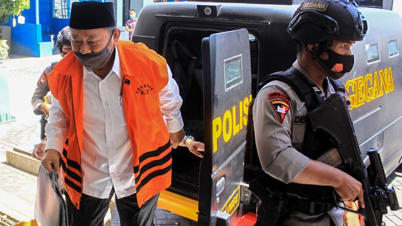 Bupati Sidoarjo Nonaktif Saiful Illah Dituntut 4 Tahun Penjara - Bagian 2