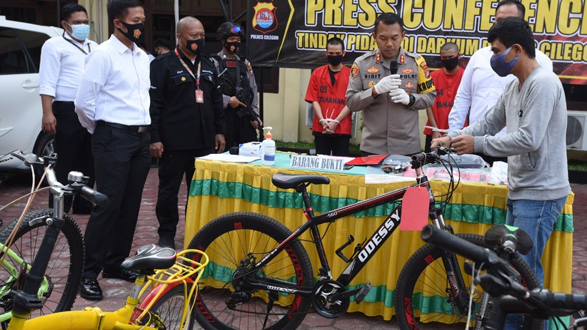 Polres Cilegon Tangkap Komplotan Pencurian Sepeda, Satu Pelaku Ditembak  - Bagian 1