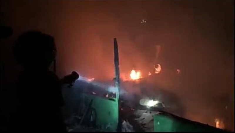 1 Rumah di Madiun Ludes Terbakar, Warga Dengar 10 Kali Ledakan