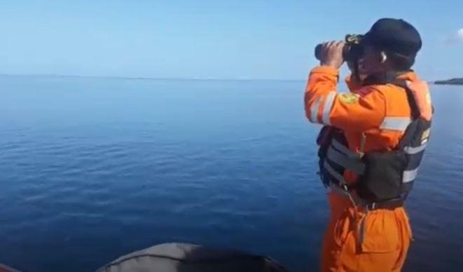 Kaget Lihat Air Masuk Kapal, Warga Buton Lompat ke Laut Lalu Hilang
