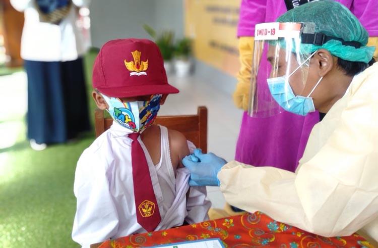 Cegah Penyakit Sejak Kecil, 69.000 Pelajar SD di Bantul Diimunisasi