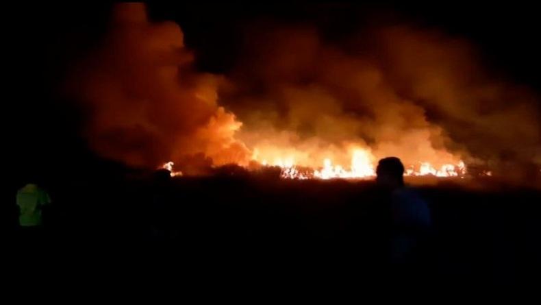 Kebakaran di Kawasan Bandara Umbu Mehang Kunda Sumba Timur, Api Berkobar Hebat