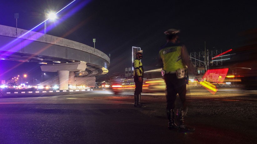 Malam Tahun Baru, Aktivitas Warga Surabaya Dibatasi sampai Pukul 20.00 WIB 