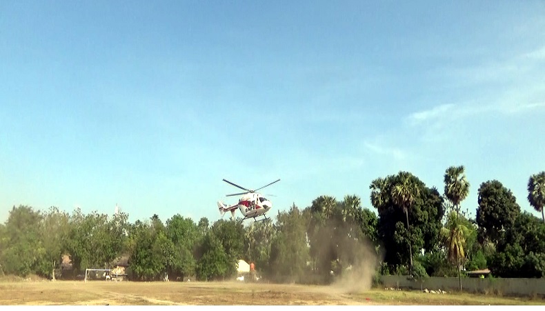 Helikopter BNPB Jemput 62 Sampel Tes Swab Anggota TNI dari Sumba Timur ke Kupang