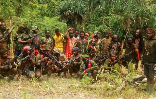 title Kogabwilhan III Papua Sebut KKB Dalang Pembakaran Pesawat MAF di Bandara Pagamba Kogabwilhan III Papua Sebut KKB Dalang Pembakaran Pesawat MAF di Bandara Pagamba