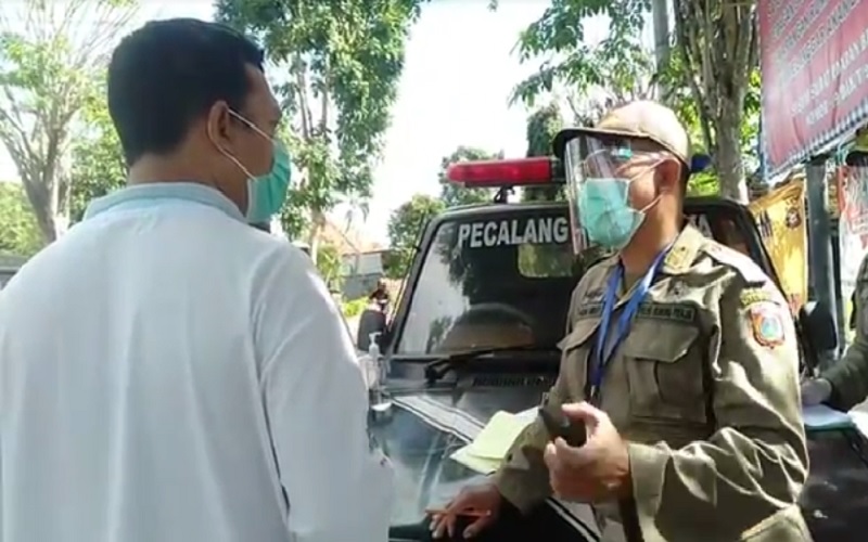 Alasan Sendiri dalam Mobil, Warga Ini Jengkel Disanksi Tak Pakai Masker