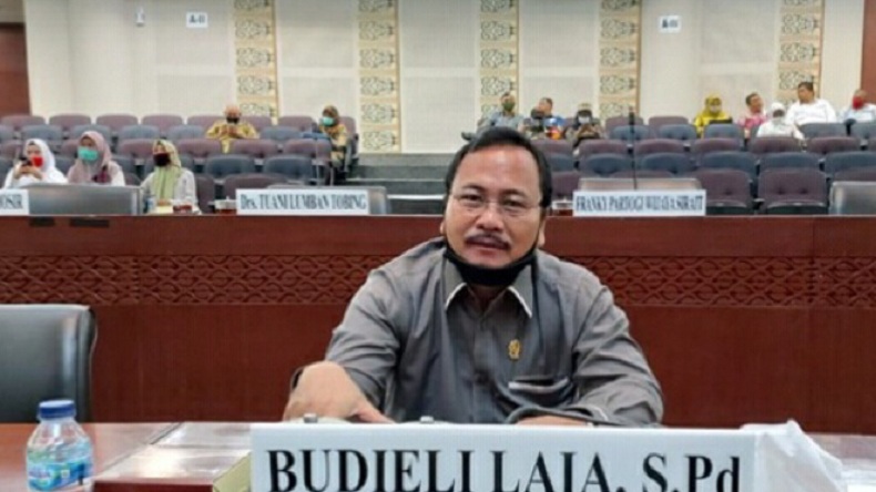 title Anggota DPRD Sumut Fraksi PDIP Budieli Laia Meninggal usai Jatuh saat Kunker di Balige Anggota DPRD Sumut Fraksi PDIP Budieli Laia Meninggal usai Jatuh saat Kunker di Balige