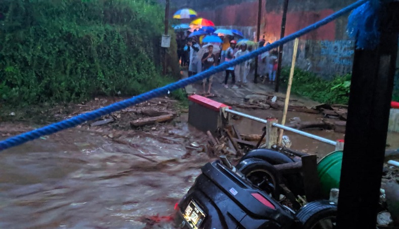 20 Orang Luka akibat Banjir Bandang Cicurug, 210 Keluarga Mengungsi