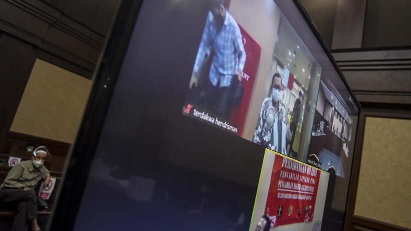 Mantan Dirut Jiwasraya Hendrisman Rahim Dituntut 20 Tahun Penjara - Bagian 2