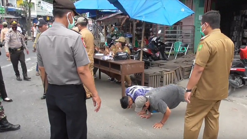 Pedagang Sayur Meninggal Karena Covid-19, Pemko Medan Razia Masker di Pasar Melati