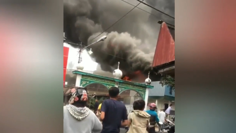 Gedung Madrasah Tarbiyah Islamiyah Agam Terbakar, Kerugian Ditaksir Rp 2 Miliar