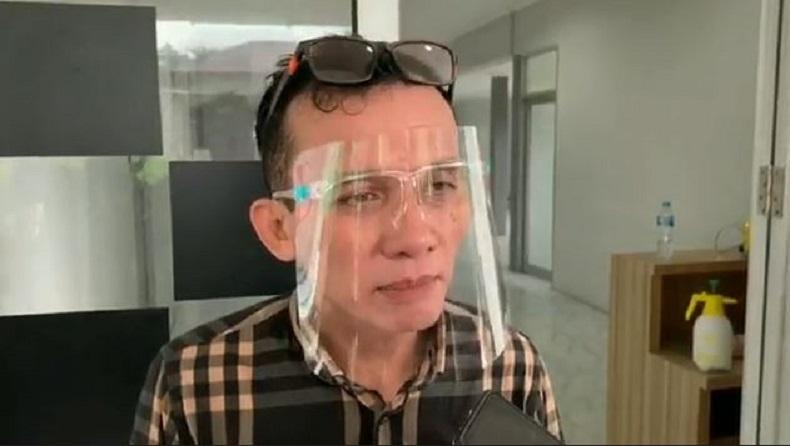 title Hasil Autopsi Ibu dan Anak di Pontianak yang Tewas Mengenaskan di Rumah Hasil Autopsi Ibu dan Anak di Pontianak yang Tewas Mengenaskan di Rumah