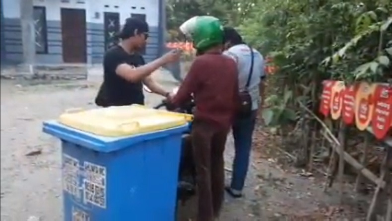 Maling Etalase Warung, Mahasiswa di Makassar Diamankan saat Bawa Tong Sampah Curian