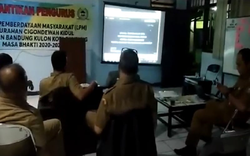 Video Viral ASN Kota Bandung Asyik Karaoke di Jam Kerja