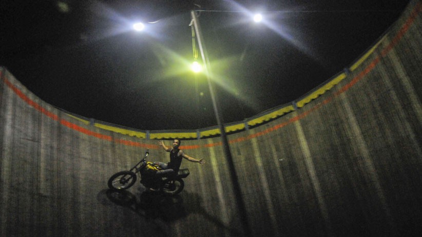 Melihat Aksi Ekstrem Joki di Dalam Tong Setan - Bagian 2