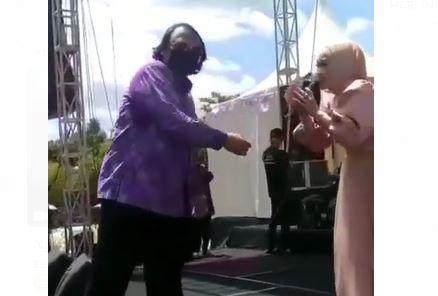 Video Viral Wali Kota Tegal Dedy Yon Sawer Biduan saat Konser Dangdut Waket DPRD