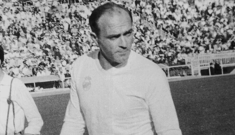Alfredo Di Stefano Ferenc Puskas. (Foto: Sportskeeda)